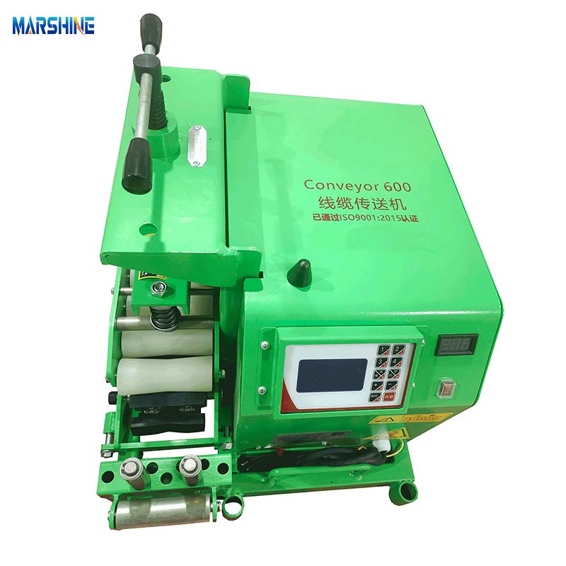 Convoyeur 600 Type d'alimentation du câble Machine de câble